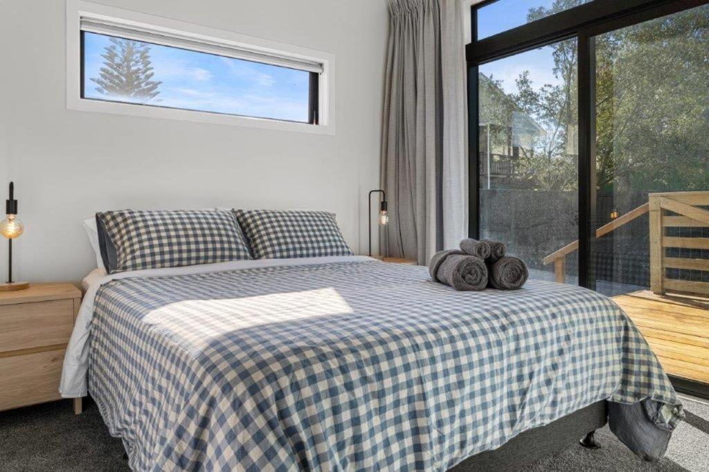 Recline On Leo Villa Waihi Dış mekan fotoğraf